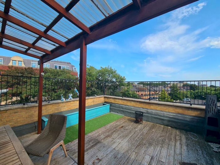 1 Bedroom Apartment To Rent In High Street, Stratford, E15