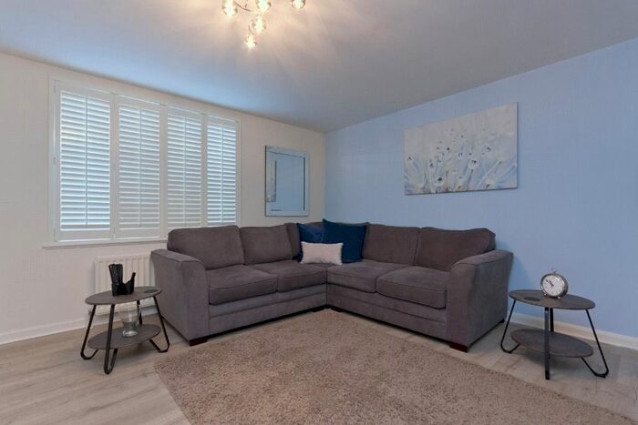 2 Bedroom Flat To Rent In Bloomfield Court, City Centre, Aberdeen, AB10