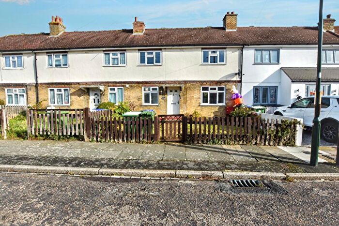 3 Bedroom Terraced House For Sale In Coote Road, Bexleyheath, DA7