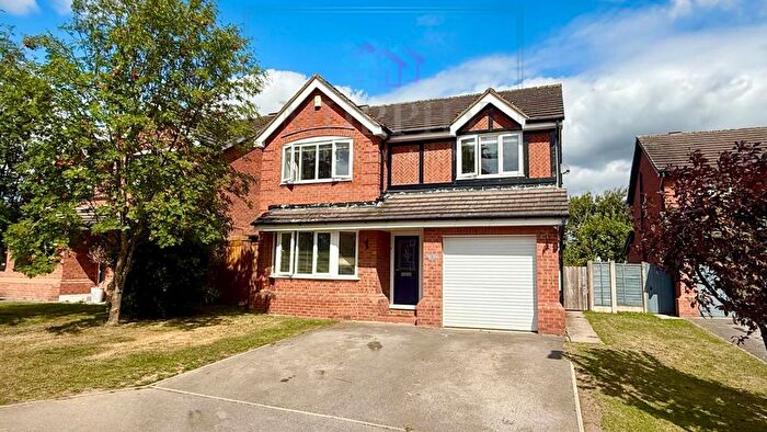 4 Bedroom Detached House For Sale In Stretton Close, Ackton, Pontefract, West Yorkshire, WF7