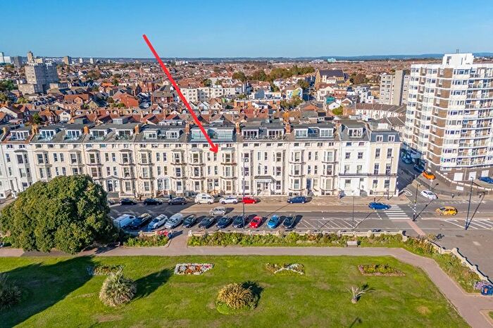 1 Bedroom Flat For Sale In South Parade, Southsea, PO5