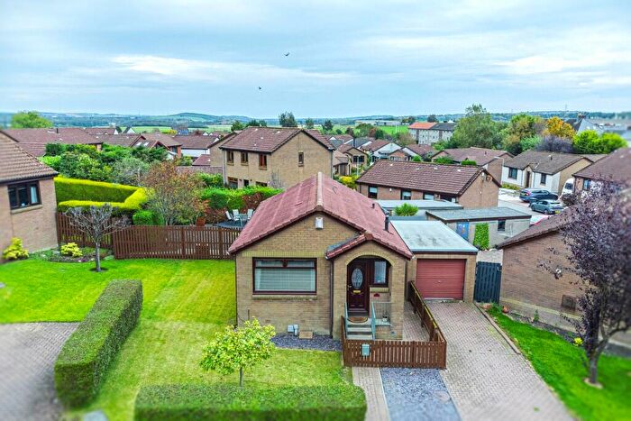 2 Bedroom Detached Bungalow For Sale In Dewars Avenue, Kelty, KY4