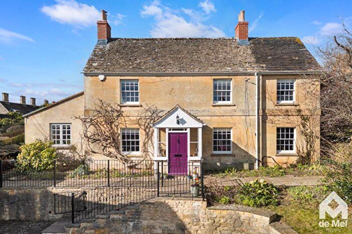 4 Bedroom Detached House For Sale In Cheltenham Road, Winchcombe, GL54