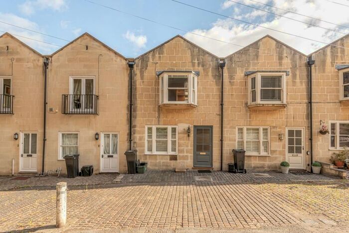 2 Bedroom Mews To Rent In Sydney Mews Sydney Place, BA2