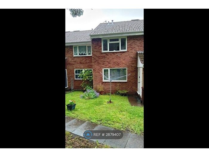 1 Bedroom Maisonette To Rent In Weyhill Close, Wolverhampton, WV9