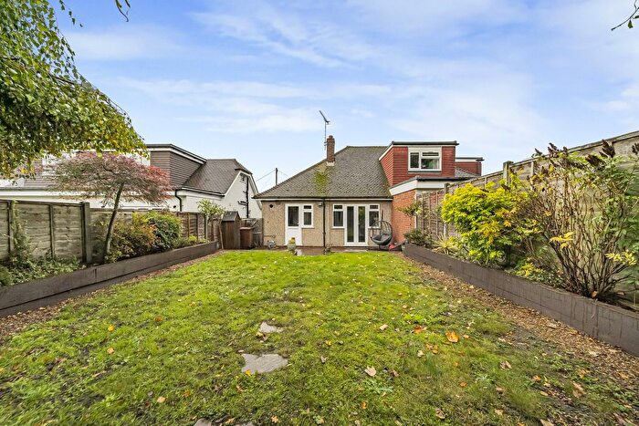 2 Bedroom Semi-Detached Bungalow For Sale In May Road, Dartford, DA2