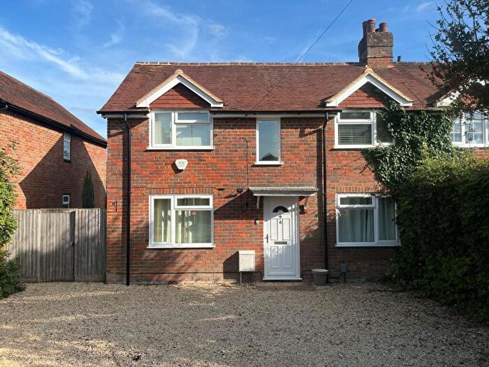 3 Bedroom Semi-Detached House To Rent In The Meadows, Amersham, HP7