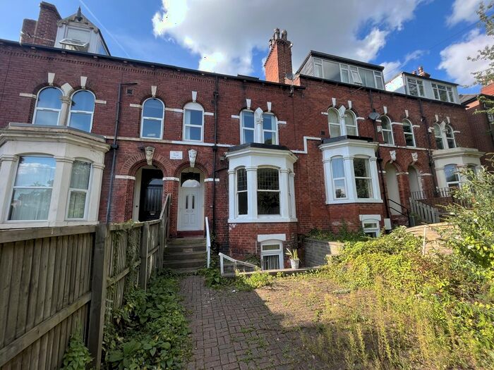 8 Bedroom Terraced House To Rent In Bainbrigge Road, Leeds, West Yorkshire, LS6