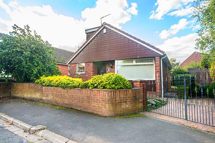 3 Bedroom Detached Bungalow For Sale In Cheshire Close, Newton-Le-Willows, Merseyside, WA12