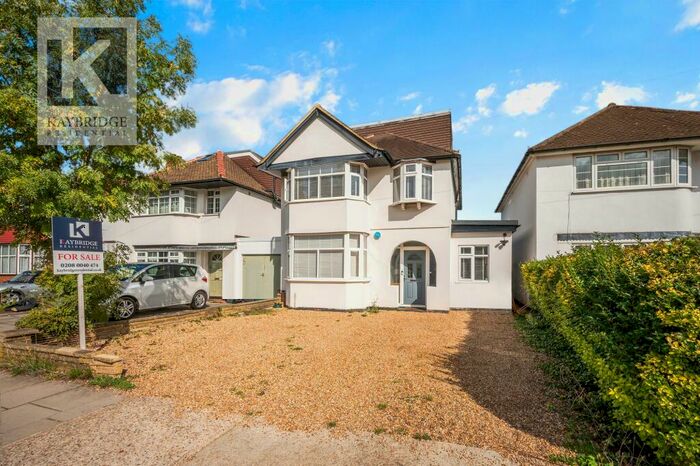 4 Bedroom Property To Rent In Manor Drive North, New Malden, KT3