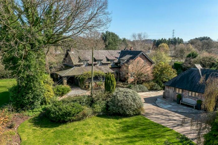 4 Bedroom Detached House For Sale In Wood Lane North, Adlington, Macclesfield, SK10