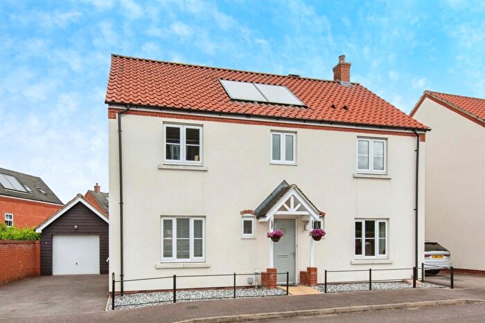 4 Bedroom Detached House For Sale In Stuart Drive, Thetford, IP24