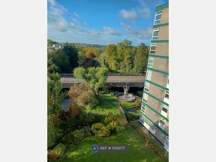 3 Bedroom Flat To Rent In Oxford Road, Denham, Uxbridge, UB9