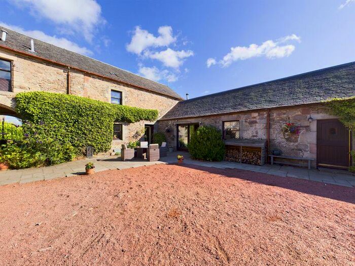 3 Bedroom Semi-Detached House For Sale In Westraw Steading, Pettinain, ML11