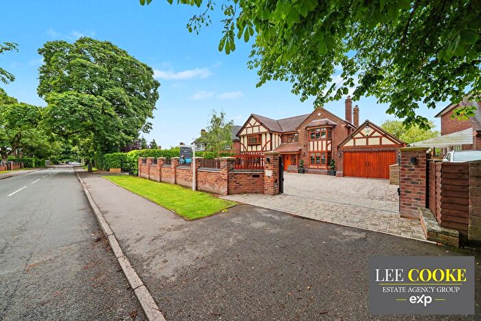 5 Bedroom Detached House For Sale In Sneyd Lane, Essington, Wolverhampton, WV11