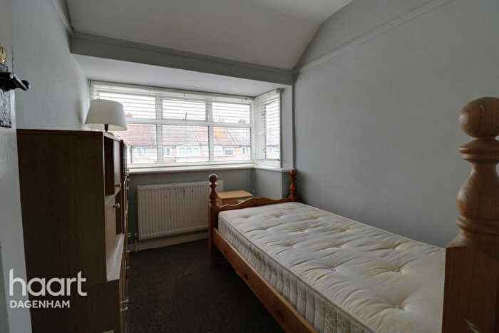 2 Bedroom Terraced House For Sale In Beam Avenue, Dagenham, RM10