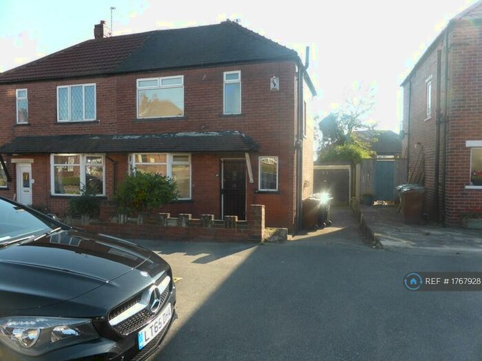 2 Bedroom Semi-Detached House To Rent In Eden Crescent, Leeds, LS4