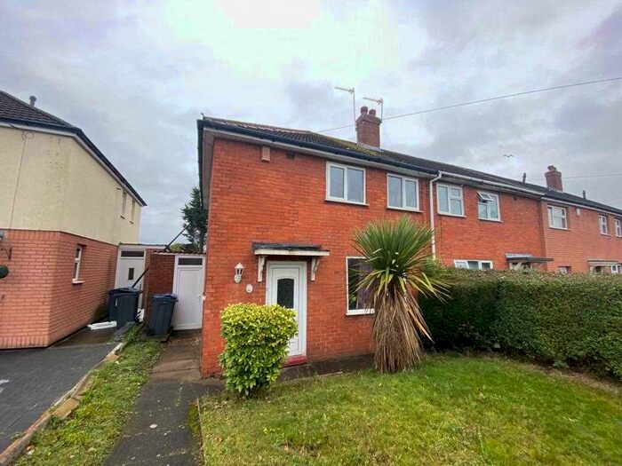 2 Bedroom End Of Terrace House To Rent In Wychwood Crescent, Yardley, Birmingham, B26