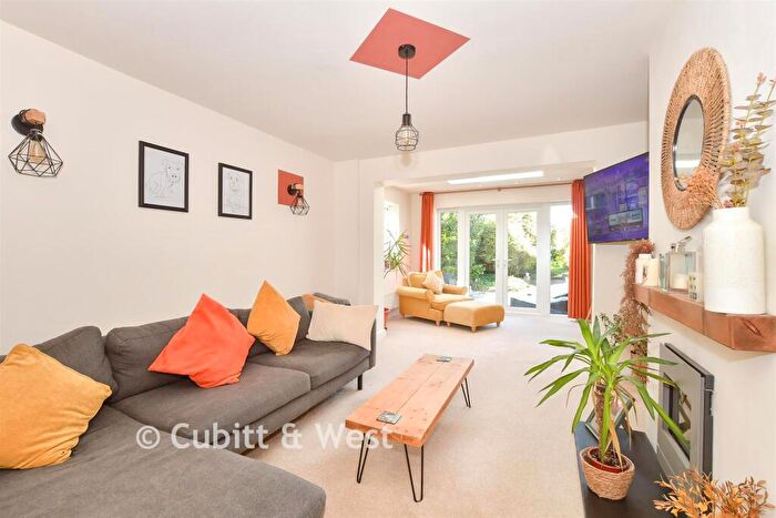 4 Bedroom Detached Bungalow For Sale In Crescent Drive North, Woodingdean, Brighton, East Sussex, BN2