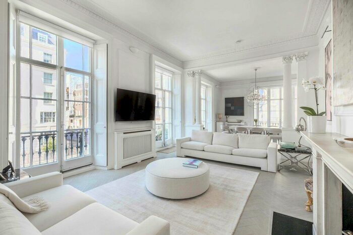 2 Bedroom Flat To Rent In Eaton Place, Belgravia, SW1X