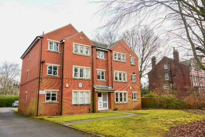 2 Bedroom Apartment To Rent In Grangewood, North Grange Road, Leeds, West Yorkshire, LS6