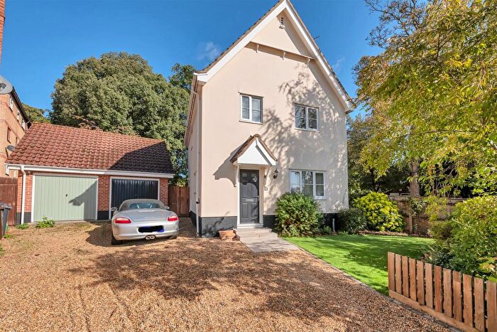 3 Bedroom Detached House To Rent In Nightingale Close, Bury St. Edmunds, IP33