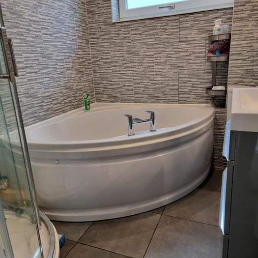 2 Bedroom Flat To Rent In Luther Close, Edgware, Greater London, HA8