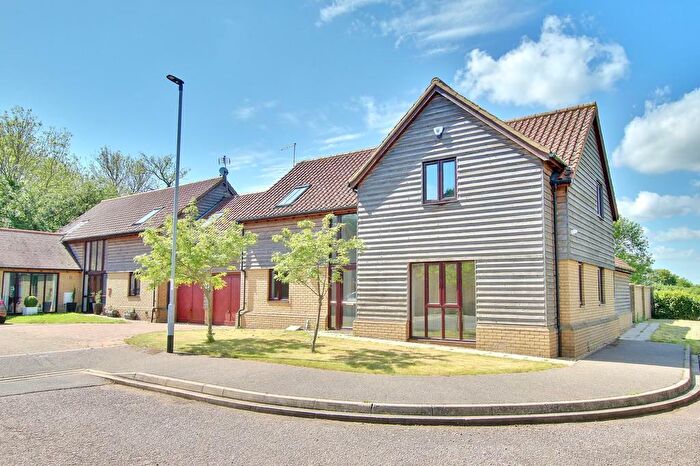 4 Bedroom Link Detached House To Rent In Longlands Close, Warboys, PE28