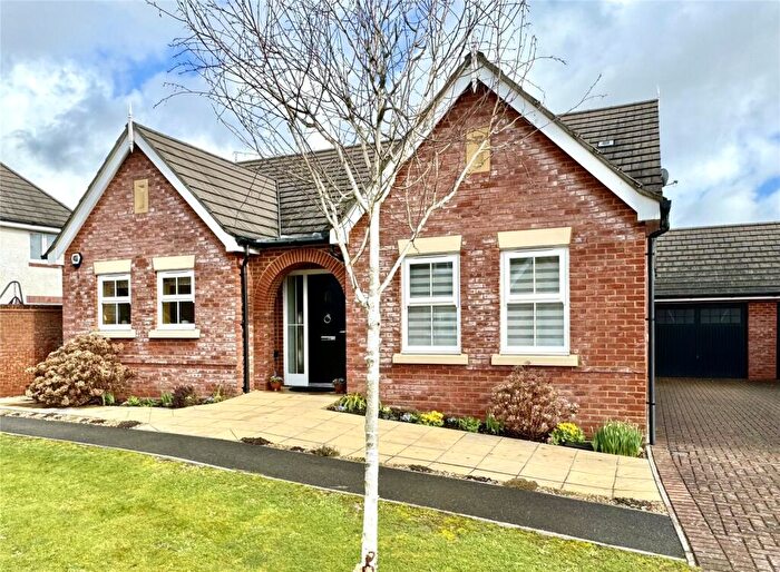 2 Bedroom Bungalow For Sale In Marryat Way, Bransgore, Hampshire, BH23