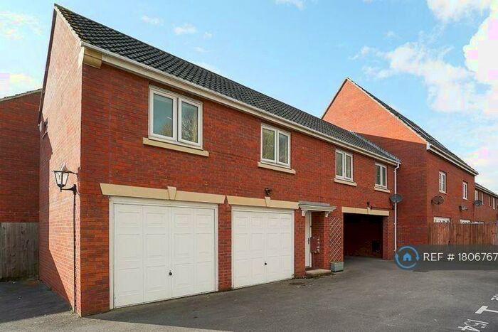 2 Bedroom Semi-Detached House To Rent In Macfarlane Chase, Weston-Super-Mare, BS23