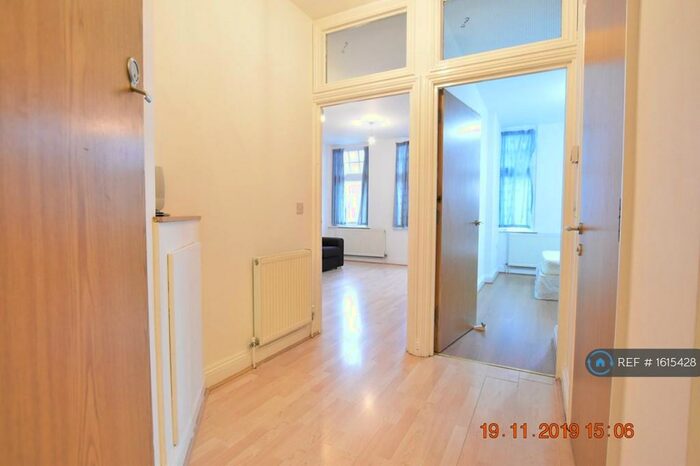 1 Bedroom Flat To Rent In Guildford Street, Luton, LU1