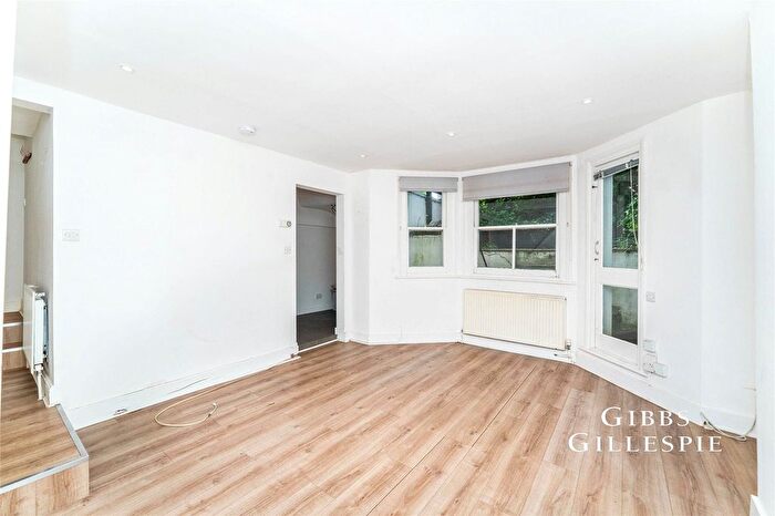 1 Bedroom Flat To Rent In Horn Lane, London, W3