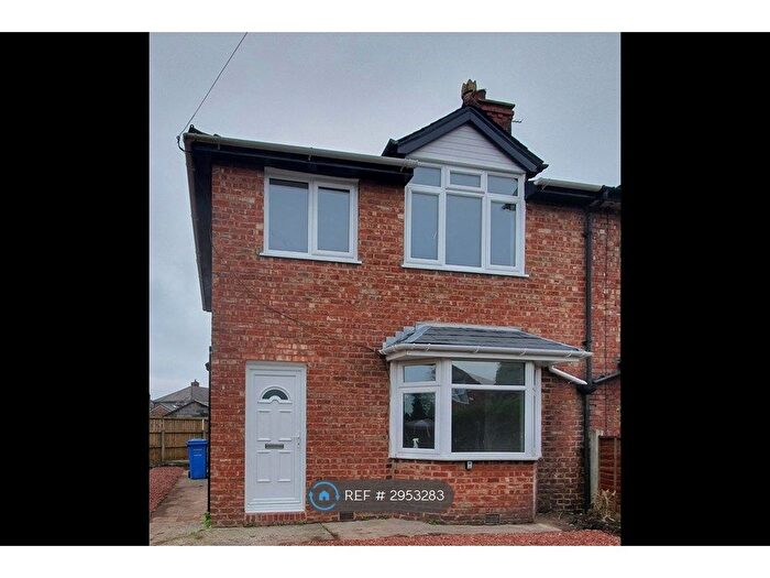 3 Bedroom Semi-detached House To Rent In York Road, Cadishead, Manchester, M44