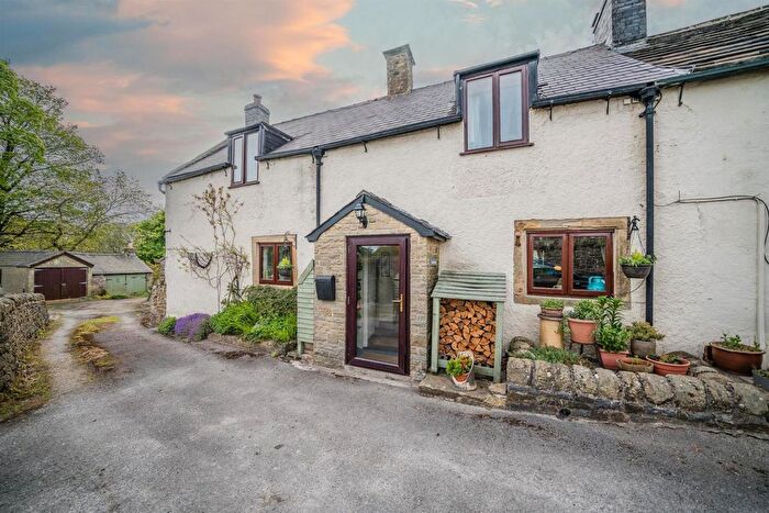 3 Bedroom Property For Sale In Great Hucklow, Buxton, SK17