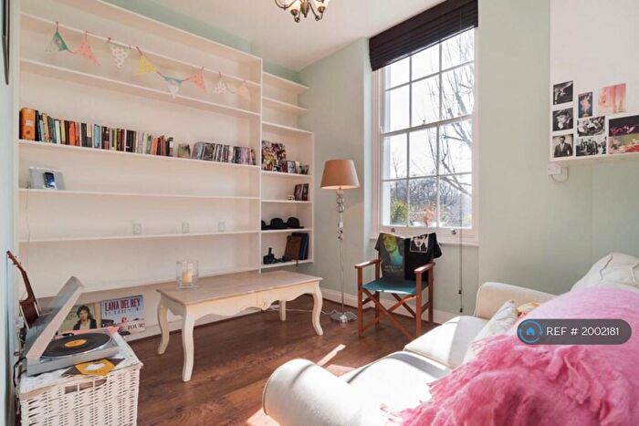 1 Bedroom Flat To Rent In Richmond Road, London, E8