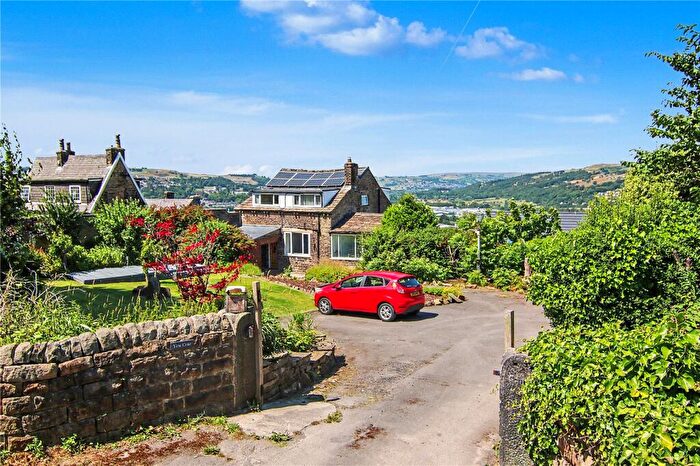 4 Bedroom Detached House For Sale In Bank Top Way, Long Lee, BD21