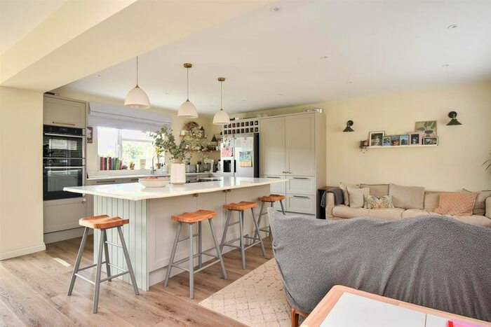 4 Bedroom Detached House For Sale In Gillsmans Park, St. Leonards-On-Sea, TN38