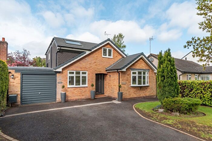 4 Bedroom Bungalow For Sale In Pratts Lane, Mappleborough Green, Studley, Warwickshire, B80