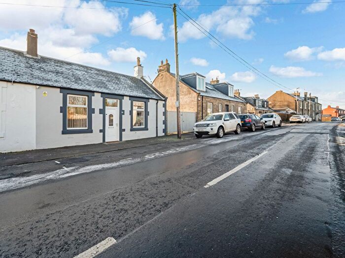 1 Bedroom Cottage For Sale In Bridge Street, Newbridge, EH28