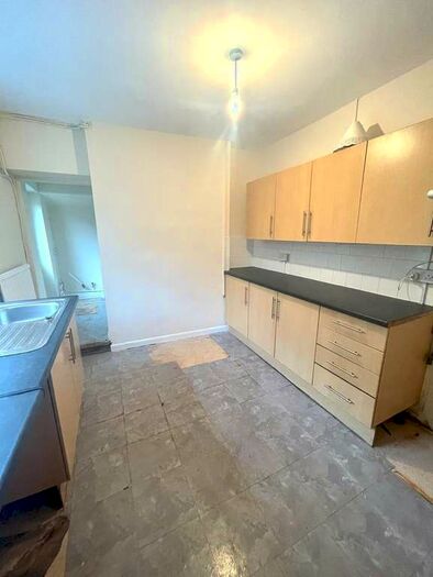 4 Bedroom Semi-Detached House To Rent In Fairford Street, Barry, CF63