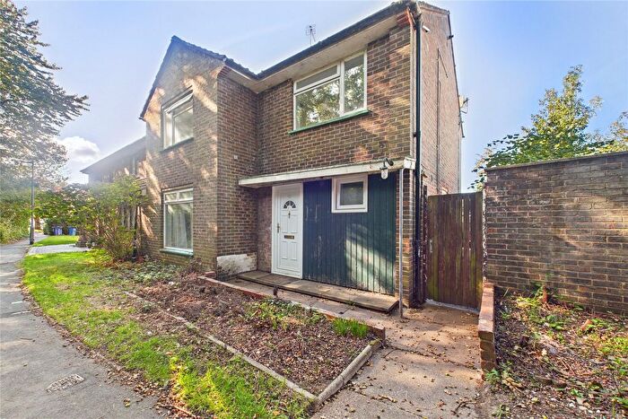 4 Bedroom End Terrace House For Sale In Lichfields, Bracknell, Berkshire, RG12
