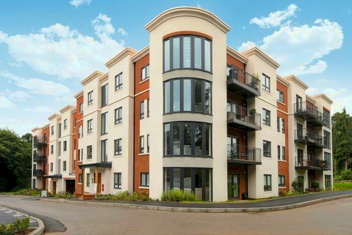 2 Bedroom Apartment To Rent In London Road, Binfield, RG42
