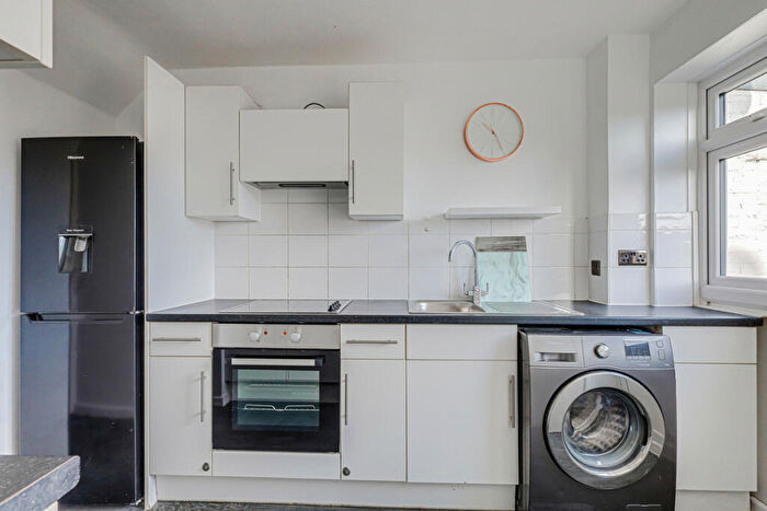 2 Bedroom Terraced House For Sale In Boytons, Basildon, SS15