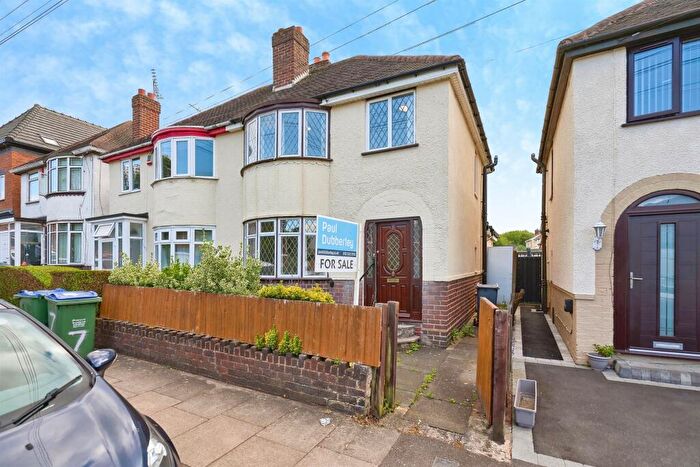 3 Bedroom Semi Detached House For Sale In Wood Street, Tipton, DY4