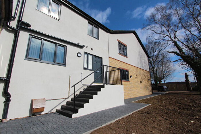 2 Bedroom Link Detached House To Rent In Housley Lane, Chapeltown, S35