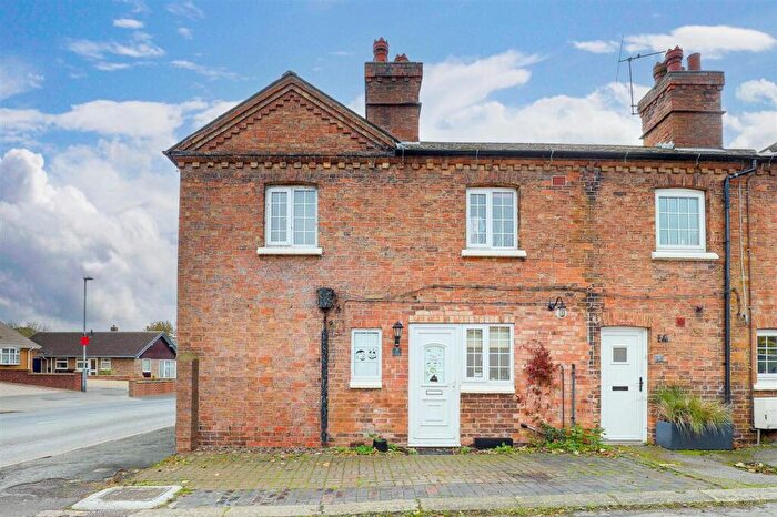 2 Bedroom Semi-Detached House For Sale In Main Road, Cotgrave, NG12