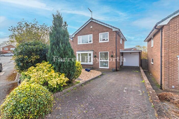 4 Bedroom House For Sale In Pierce Close, Lancaster, LA1