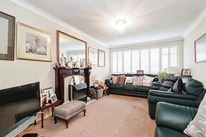 3 Bedroom Semi-Detached House For Sale In Newport Road, Haughton Green, Denton, Greater Manchester, M34