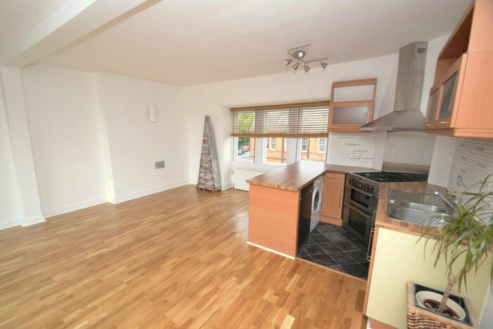 1 Bedroom Flat To Rent In Quernmore Road, Haringay, N4