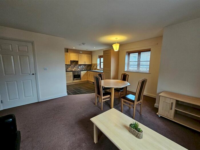 2 Bedroom Flat To Rent In Flat, Burgundy Walk, Forehill, Ely, CB7